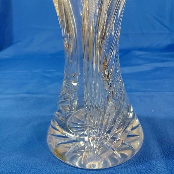 Vintage Large 12" Spiral Hand Cut Lead Crystal Glass Statement Vase - Picture 16 of 16